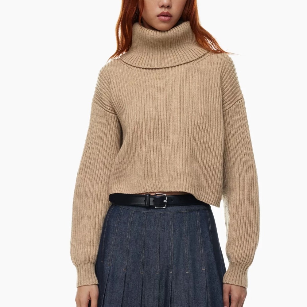 NWT Babaton Guell Sweater